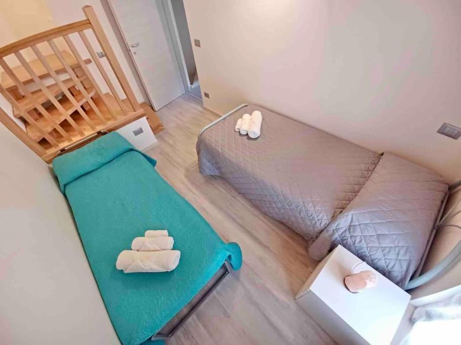 Casa Gemma - Big Family House With Free Parking Appartement San Giovanni Lupatoto Buitenkant foto